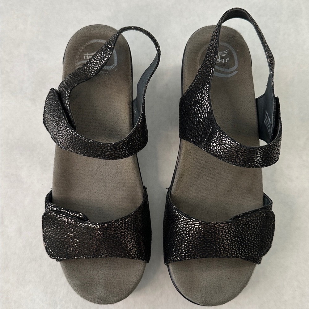 Dansko Sonnet Black Metallic Leather Sandals - Picture 3 of 8